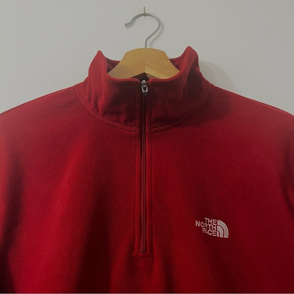 North Face Men’s 1/4 Quarter Zip M Red Fleece Hiking Outdoor Gym Travel Jacket - Picture 2 of 12